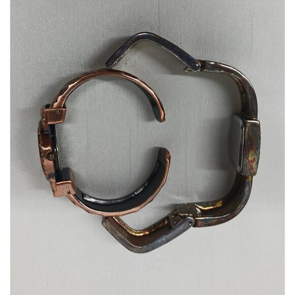 VTG Geneva Analog Hinged Bangle Cuff Wrist Watches l Qty: 2 - Picture 14 of 15